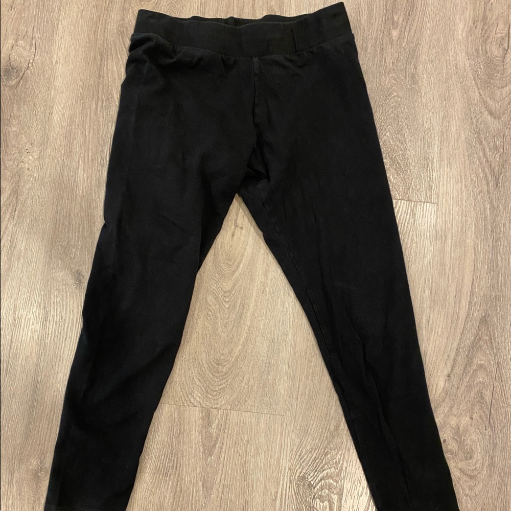 Black Capri leggings